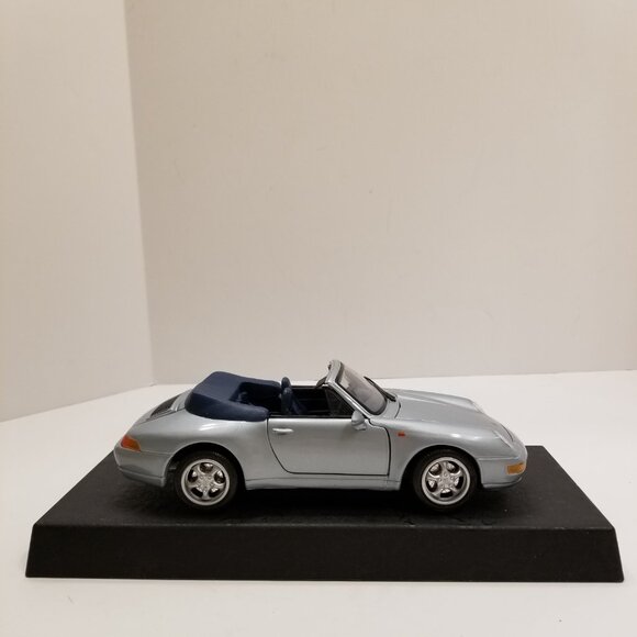 🚗1994 Maisto Porsche 911 Carrera Cabriolet Rare Vintage Collectible - Picture 12 of 17